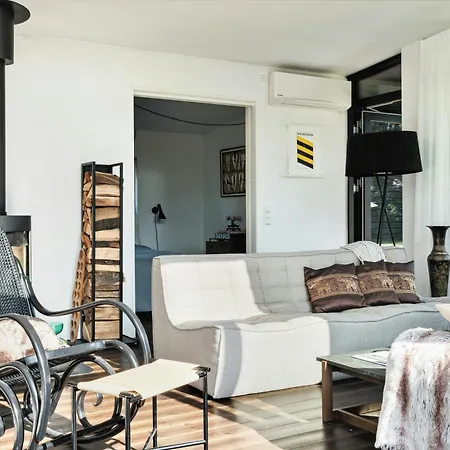بيت للعطل Indulgence In Architect-Designed House In Vejby *