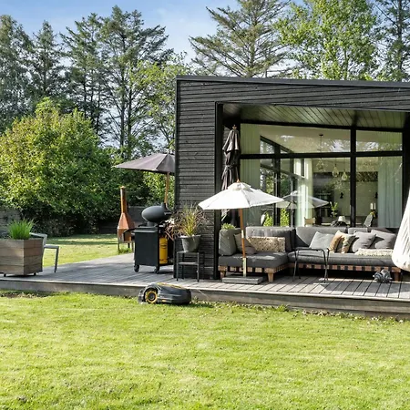 Indulgence In Architect-Designed House In Vejby بيت للعطل *