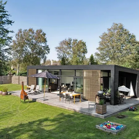 Indulgence In Architect-Designed House In Vejby بيت للعطل *